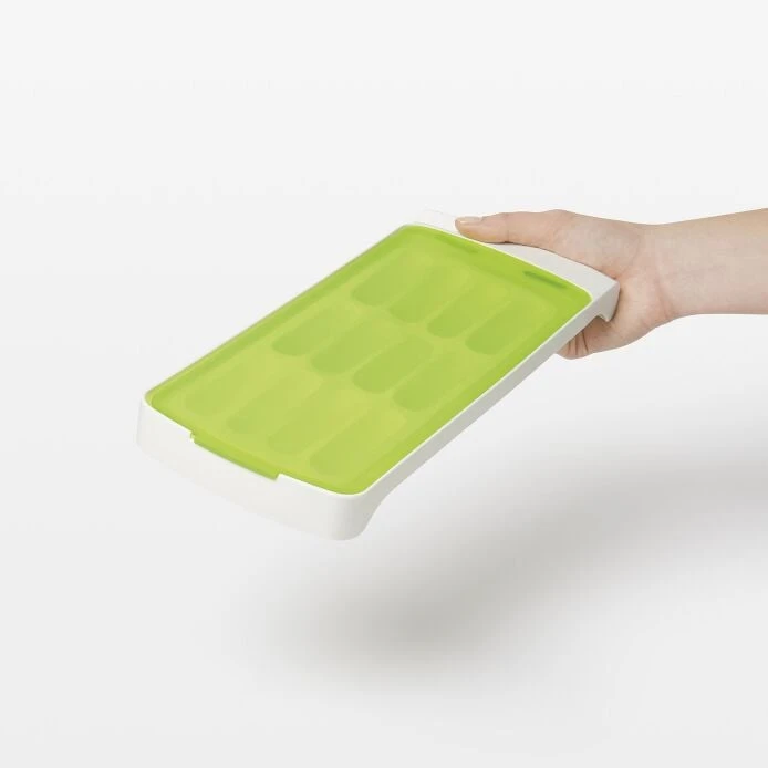 No-Spill Ice Stick Tray 8 No-Spill Ice Stick Tray - Image 6