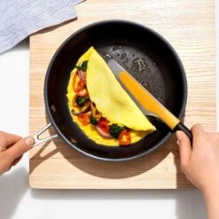 Small Flip & Fold Omelet Turner -Oxo gg 11140800 4