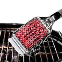 Coiled Grill Brush With Replaceable Head -Oxo gg 11356300 coiledgrillbrush pdp 04