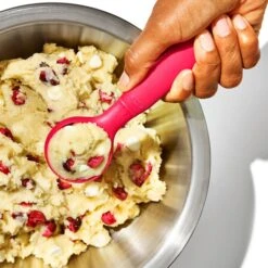 Silicone Cookie Scoop & Small Spatula Set -Oxo gg 11380300 scoopandspatulaset pdp 04