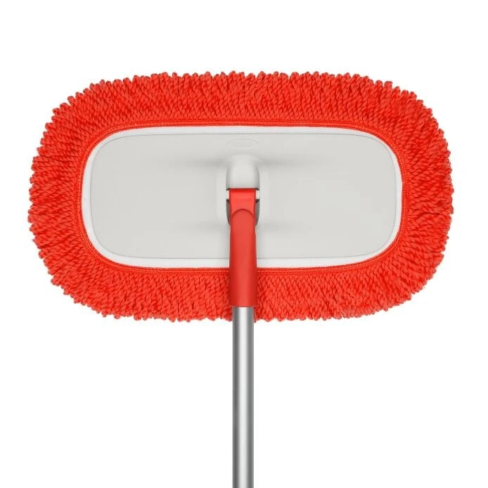 OXO Good Grips Microfiber Floor Duster With Fringe 5 OXO Good Grips Microfiber Floor Duster With Fringe - Image 3
