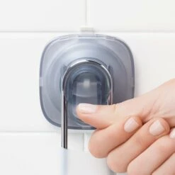 StrongHold™ Suction Fogless Mirror -Oxo gg 13206400 4c 1