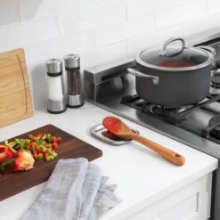 OXO Good Grips Non-Slip Spoon Rest -Oxo gg 13245300 9c