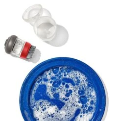 Outdoor Soap Dispensing Dish Brush With Storage Case -Oxo odr 9209700 soapdispensingbrush 11