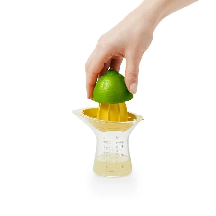 Small Citrus Juicer 5 Small Citrus Juicer - Image 3